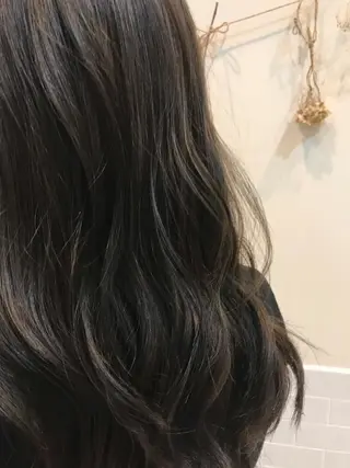 ロング Ore🫧タナカマヤ /柔らかい質感カラーのヘアスタイル