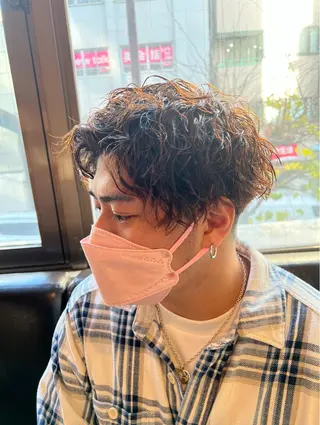 パーマ メンズ 透明感・艶感 小坂隼斗のヘアスタイル