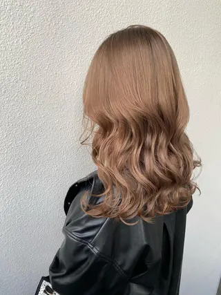 ショート カラー ブリーチ koheiのヘアスタイル
