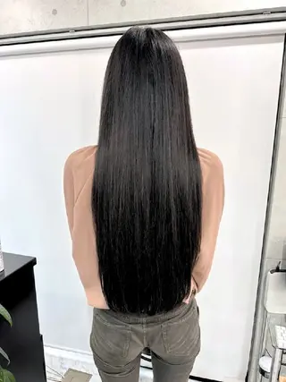 ロング ❇️安達 優心❇️ レイヤー/艶髪特化のヘアスタイル
