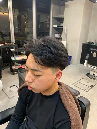 ショート カラー メンズカット 大畑公平のヘアスタイル