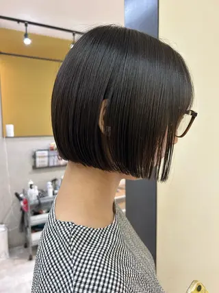 ショート hub hair レイヤー/透明感のヘアスタイル