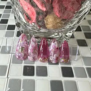 ネイル 新山 聖のネイルデザイン