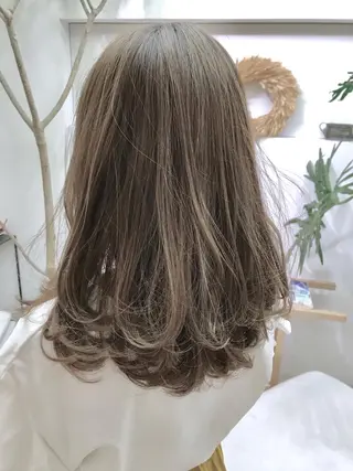 セミロング カラー 平田 健一のヘアスタイル