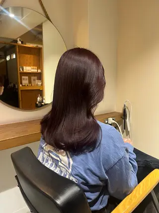 セミロング 塩川ももこ/ 自然な縮毛矯正のヘアスタイル