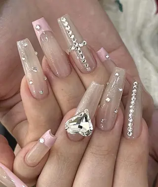 ネイル エリ🫧 nail池袋東口のネイルデザイン