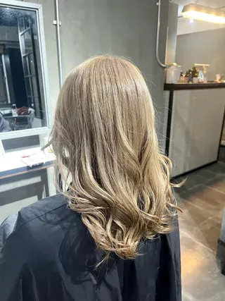 ミディアム カラー 透明感♥韓国ヘア HINAのヘアスタイル