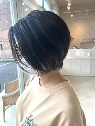 ミディアム カラー 饒平名 知也のヘアスタイル