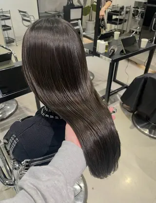 ロング カラー パーマ ヘアアレンジ 透明感/オリーブ/ グレージュ/YUKAのヘアスタイル
