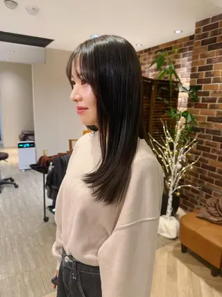 セミロング カラー AROMA awanoのヘアスタイル