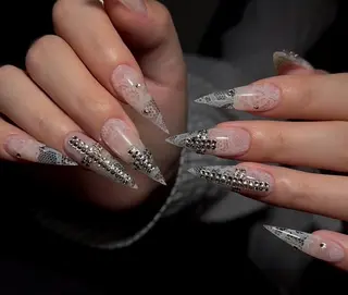 ネイル 💫 Tsuki_Nailのネイルデザイン