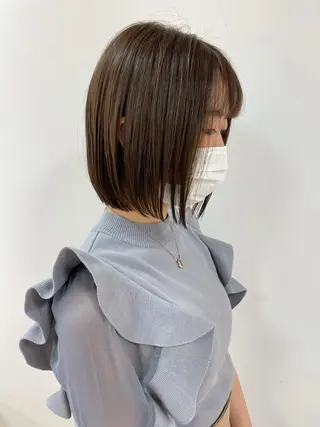 ショート カラー 顔まわりカット✄ ベージュカラー🧸のヘアスタイル