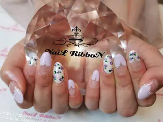 ネイル ネイルリボン 受付スタッフのネイルデザイン