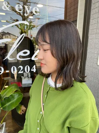 ミディアム 立野 希沙のヘアスタイル