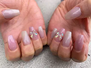 セミロング ネイル ✴︎ Delightのネイルデザイン