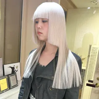 カラー 渋谷🎨ブリーチ特化 ×エクステ🎨レンのヘアスタイル