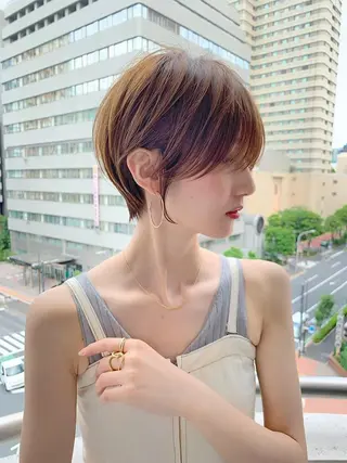 ショート 🫧小顔顔周りカット レイヤー/縮毛/白倉のヘアスタイル