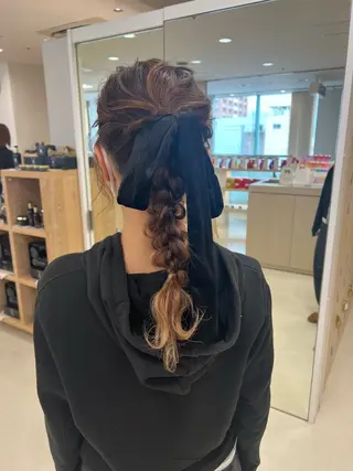 ロング ヘアアレンジ 盛れるレイヤーカット 得意🌹井上美沙のヘアスタイル