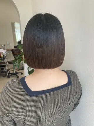 ミディアム 鈴木 梨瑚のヘアスタイル