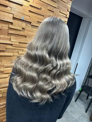 ロング カラー 横浜/エクステ特化× 艶カラー/あいかのヘアスタイル