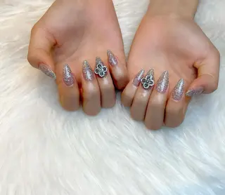 ネイル Lino+ ネイル&よもぎ蒸しのネイルデザイン