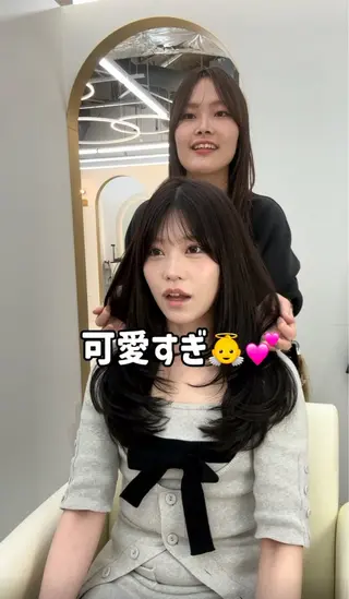 ロング カラー 韓国風レイヤーカラー ライムのヘアスタイル