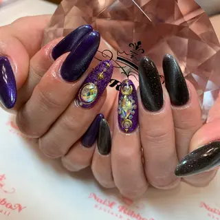 ネイル ネイルリボン 受付スタッフのネイルデザイン