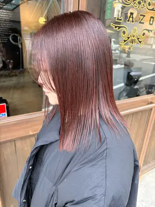 ミディアム 小山 莉沙のヘアスタイル