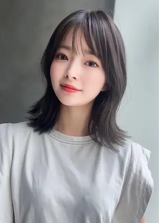 ミディアム 白井 音羽のヘアスタイル