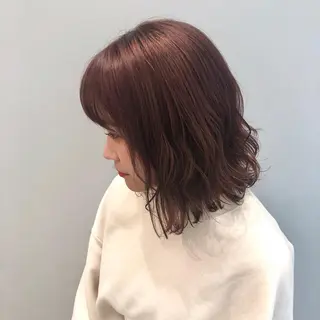 ミディアム カラー 柏木 彩花のヘアスタイル