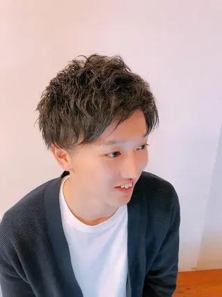 パーマ メンズ 筋野 稔貴のヘアスタイル