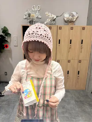 ショート カラー ヘアアレンジ mina 🐈‍⬛ ラフな似合わせヘアのヘアスタイル