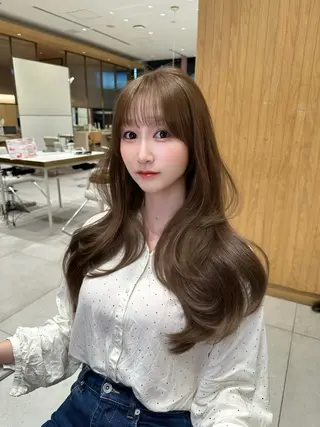 セミロング カラー 🇰🇷韓国風くびれ ヘア🇰🇷中村優大のヘアスタイル