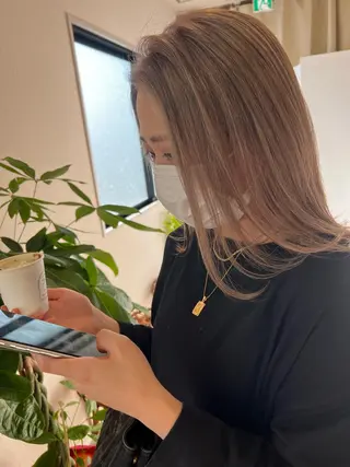 セミロング ココルアナ 豊中美容室のヘアスタイル