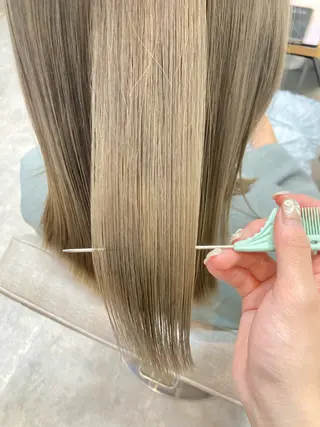 セミロング 暖色カラー💞 菊地しおんのヘアスタイル