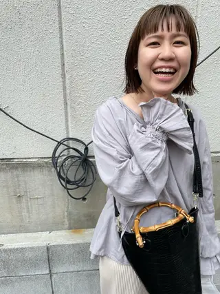 ミディアム さの あやねのヘアスタイル