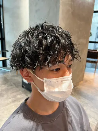 ショート パーマ メンズ 波巻きスパイラルパー マ/シャドウパーマ駿のヘアスタイル