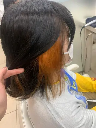 ミディアム カラー ✂︎レディース のメンズカット屋さんのヘアスタイル