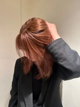 カラー 小林 千夏のヘアスタイル