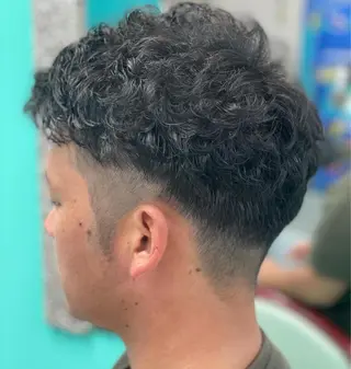 ショート パーマ 山本 雷のヘアスタイル
