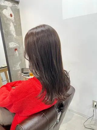 セミロング 椎葉 みはるのヘアスタイル