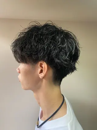 パーマ メンズ 尾﨑 柊磨のヘアスタイル