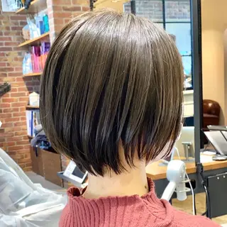 ショート カラー 💍新宿ショート 💍岩田莉奈のヘアスタイル