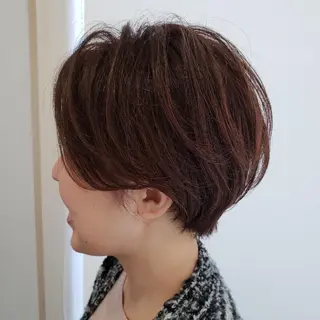 ショート カラー 清水 沙織のヘアスタイル
