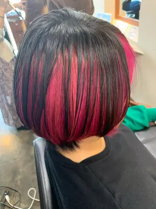 ショート カラー 屋比久 一樹のヘアスタイル