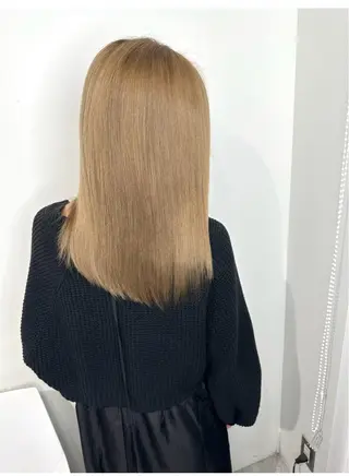 セミロング 🫧とぅるん艶髪🫧 透明感カラー×猿渡のヘアスタイル