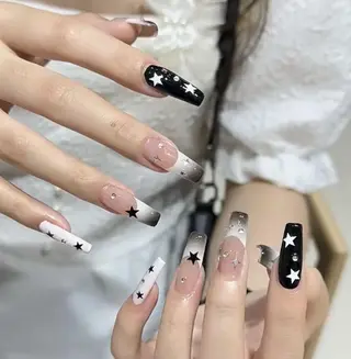 ネイル Queens ひなのネイルデザイン