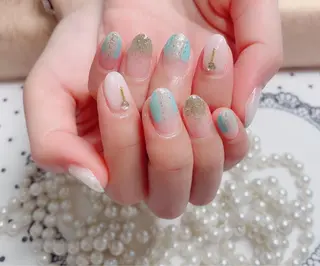 ネイル マジック ミラーのネイルデザイン