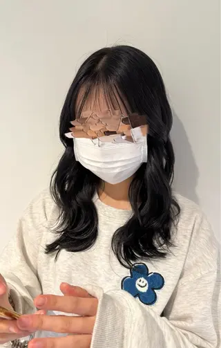 ロング きはね 💚のヘアスタイル