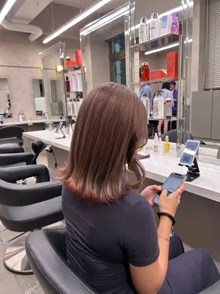 カラー 透明感ベージュ🤎 ナチュラルレイヤーのヘアスタイル